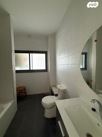 דירה, נחל דליות, כרמי גת, קרית גת