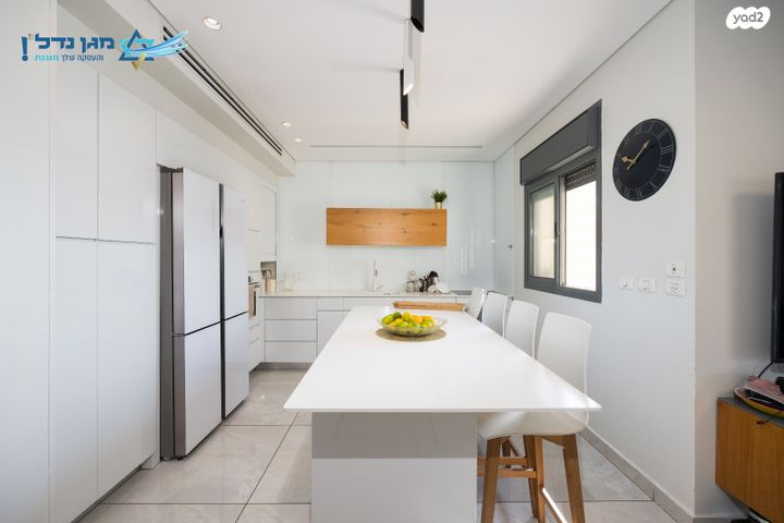 יצחק רפאל 14