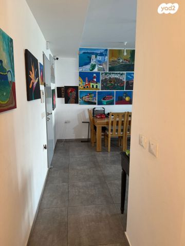 דירה, הרצליה