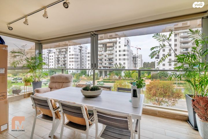 דירה, התורן, נאות רבין, יבנה