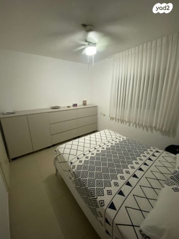 דירה, שדרות יוהנה ז'בוטינסקי, נווה זאב, נאות אילן, באר שבע