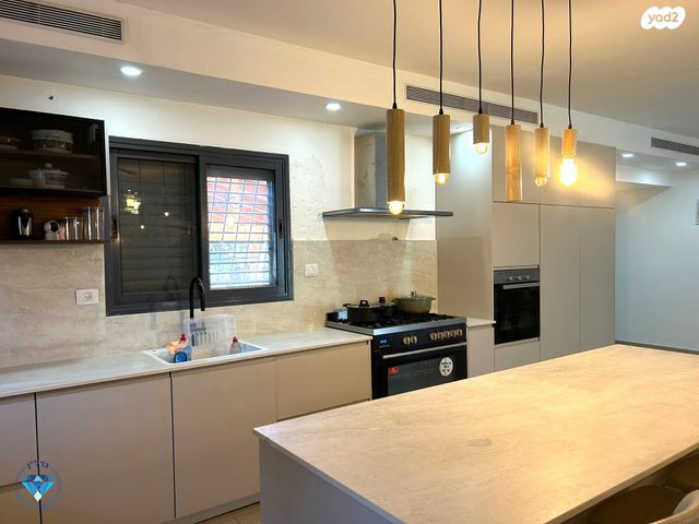 בית פרטי/ קוטג', חזית הדרום, רחובות