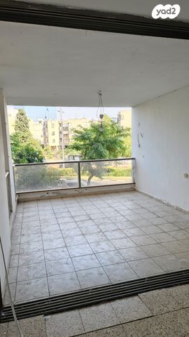 דירה, משה שרת, קרית שרת מערב, חולון