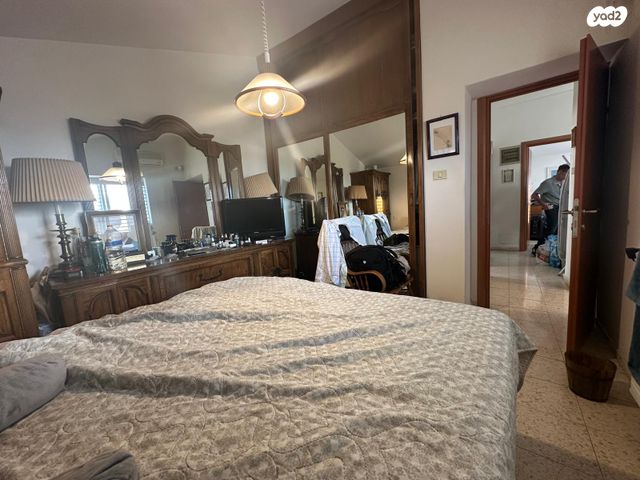 בית פרטי/ קוטג', מעלה עין צורים 4, דקל, אפרת