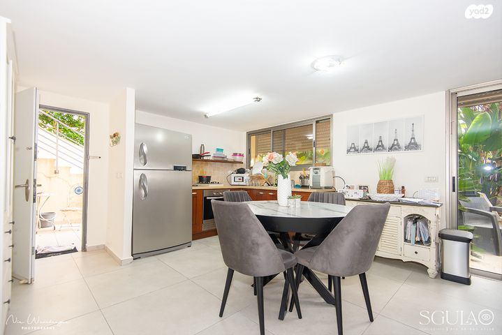 דו משפחתי, יהודה גור, הוד הכרמל, דניה, חיפה