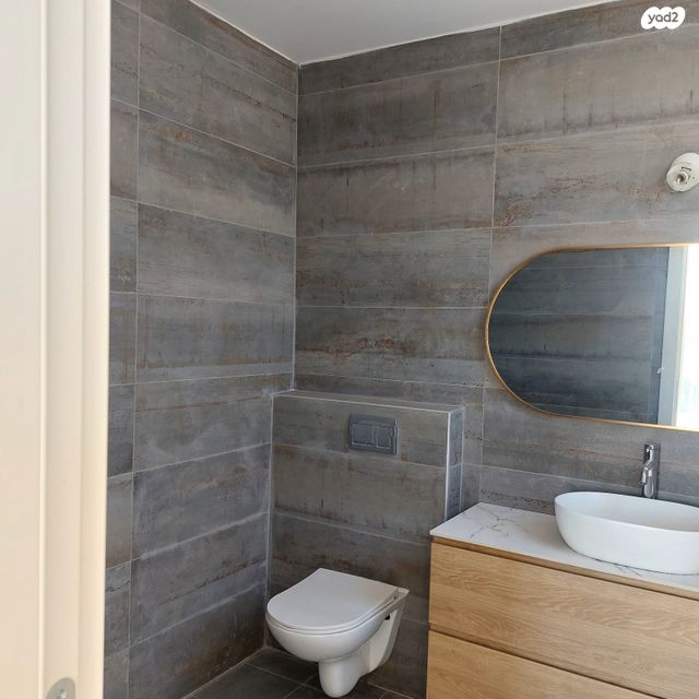 בית פרטי/ קוטג', בקוע