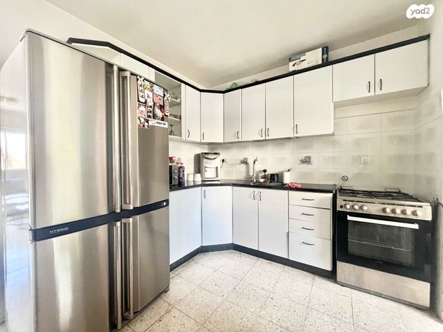 דירה, יצחק טוניק, פסגת זאב, ירושלים