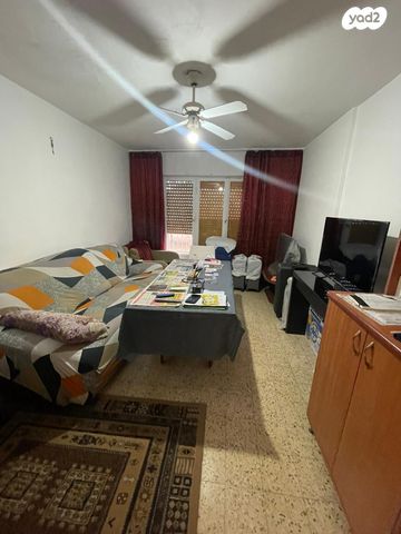 דירה, חנה סנש 16, רובע ג', אשדוד