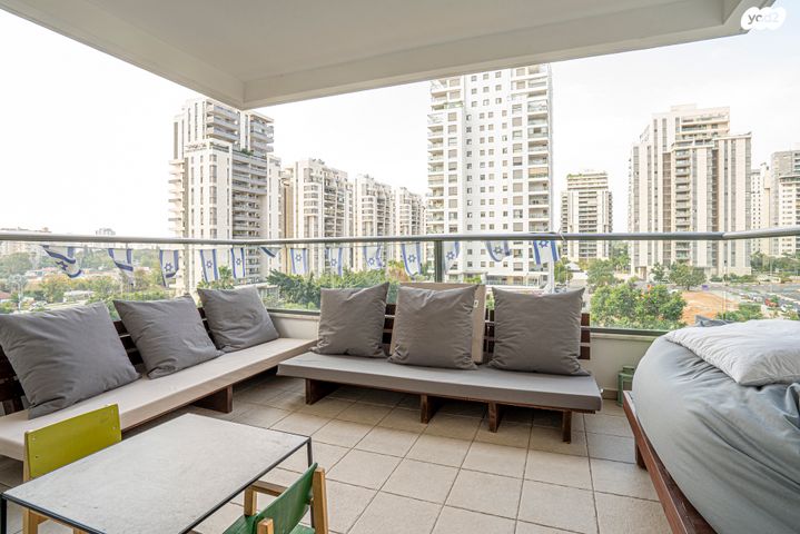 דירה, מתחם 1200, הוד השרון