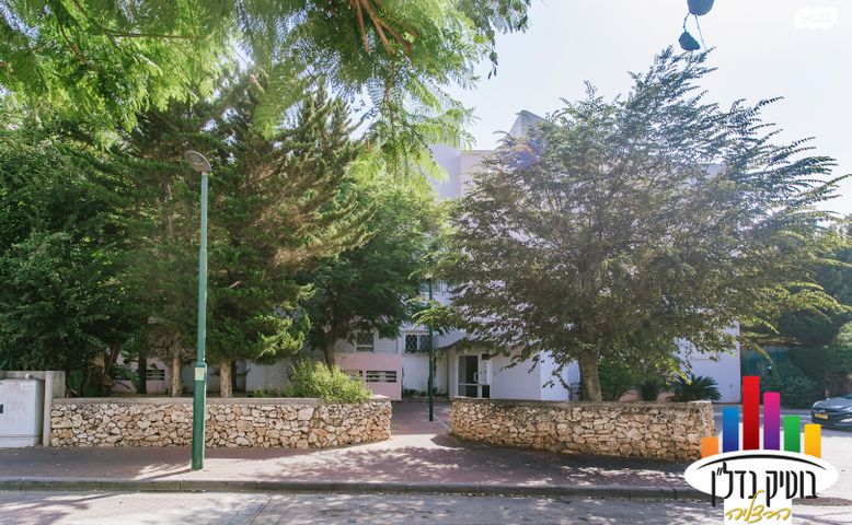 דירה, פורצי הדרך 44, נווה עמל, הרצליה