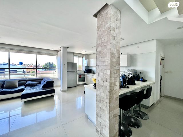 גג/ פנטהאוז, אליהו גולומב 8, צפון מזרח מרכז העיר, נתניה