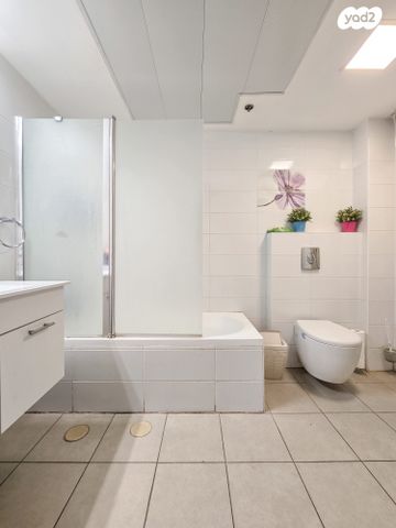 דירה, צבי תדמור, ח-501, חולון