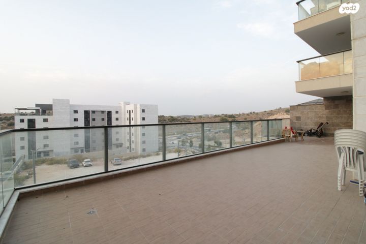 דירה, שמעון פרס, מורשת, מודיעין מכבים רעות