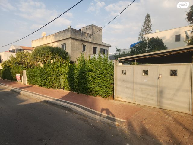 בית פרטי/ קוטג', טשרניחובסקי, קרית מטלון, פתח תקווה