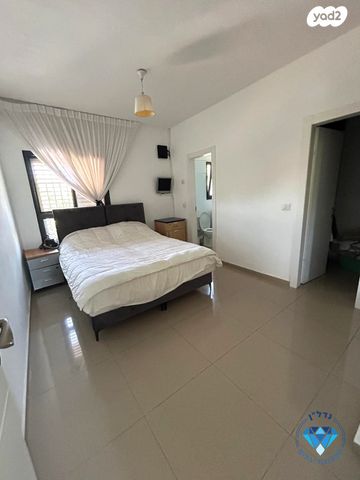 בית פרטי/ קוטג', חזית הדרום, רחובות