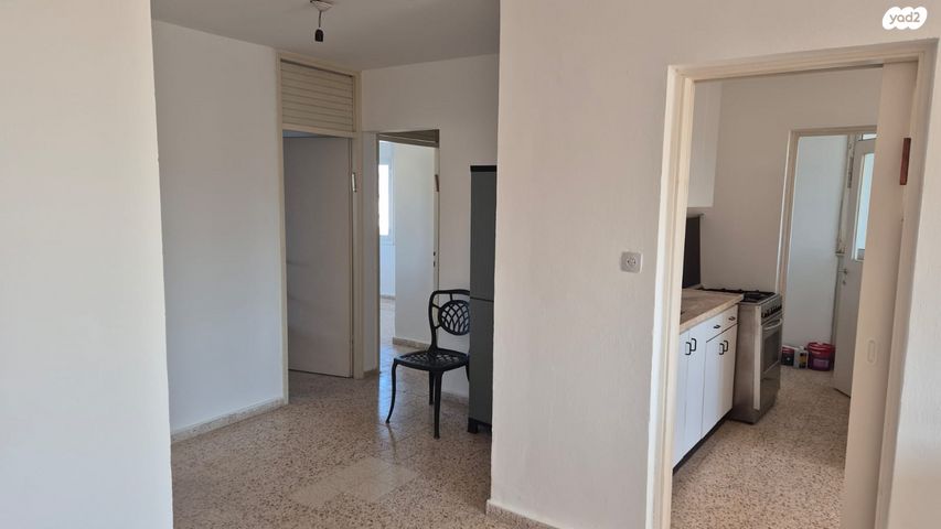 דירה, נחל מישר, צוקי רמון, מצפה רמון