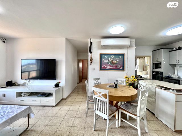 דירה, הרב יצחק בן חנן 20, נאות גנים, נתניה