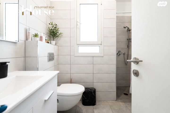 דירה, לאן, שכונת הראשונים, רמת גן