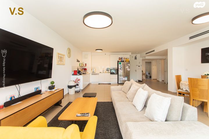 דירה, האגמית, החותרים, טירת כרמל