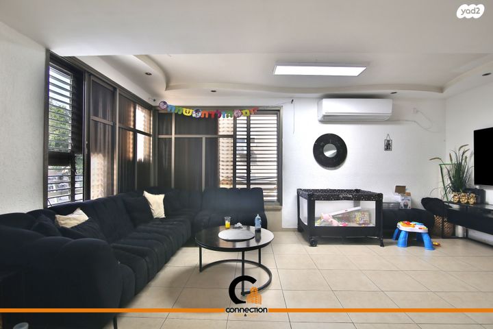 דירה, שבטי ישראל 7, מרכז העיר, סביניה, הוותיקה, קרית ביאליק