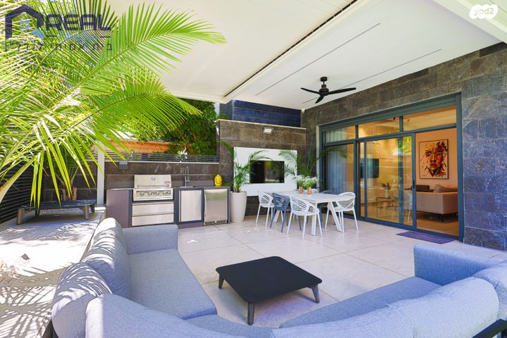 דירת גן, בינתחומי, הרצליה