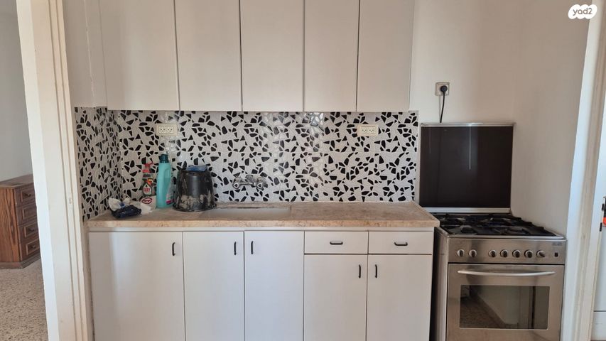 דירה, נחל מישר, צוקי רמון, מצפה רמון