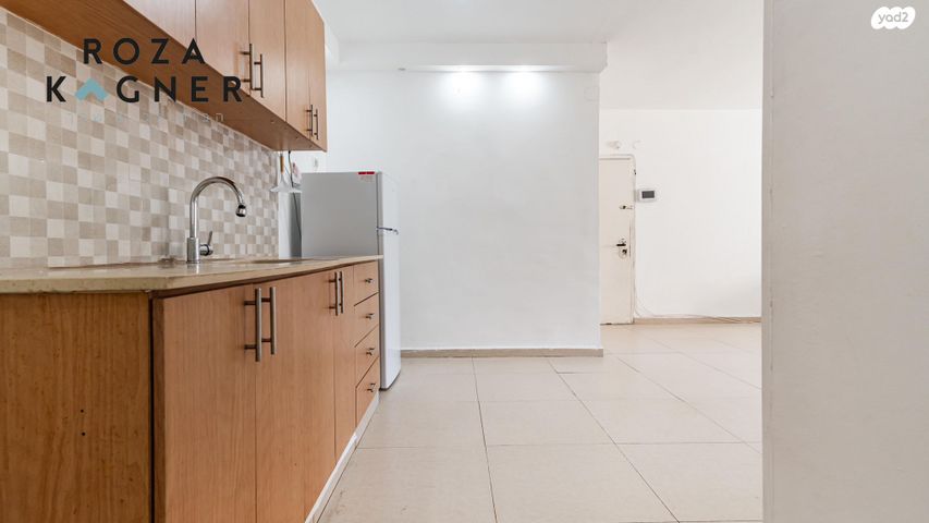 דירה, ארלוזורוב 8, הגבול רוטשילד, בת ים