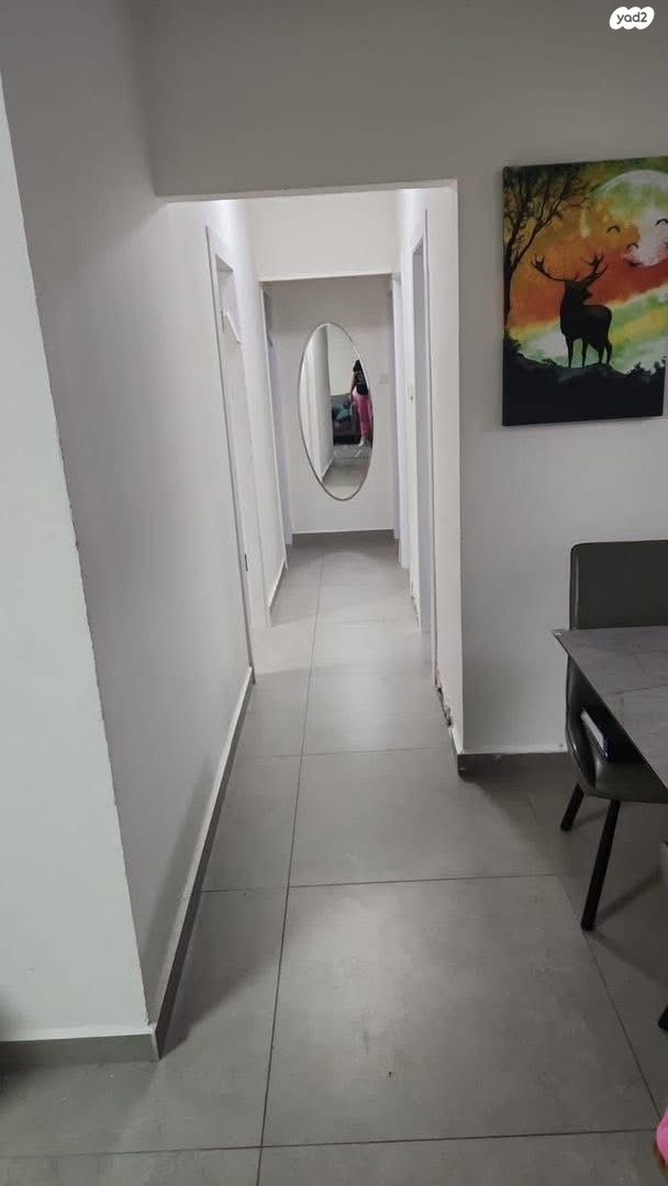 דירה, הדרור, נאות בן גוריון, יבנה