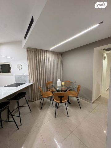 דירה, דרך המשחררים, שכונה א', באר שבע