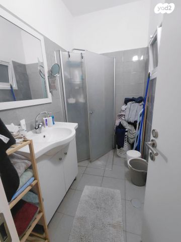 דירה, בנימין, רחובות