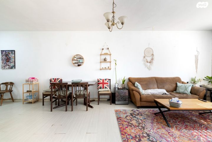 דירה, קרל נטר 22, אברמוביץ', ראשון לציון