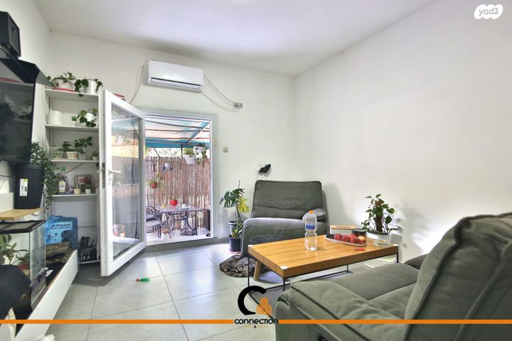 דירת גן, ז'בוטינסקי 11, מוצקין הותיקה, קרית מוצקין