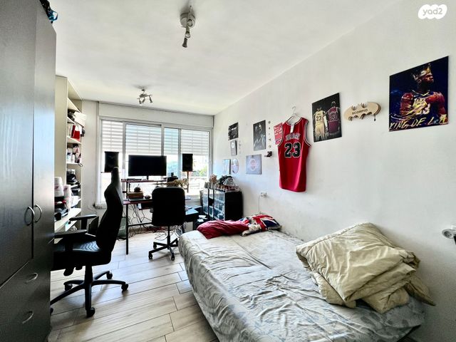 גג/ פנטהאוז, אליהו גולומב 8, צפון מזרח מרכז העיר, נתניה