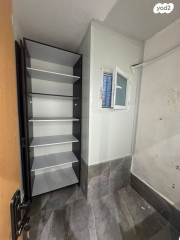 דירה, הרצליה, חיפה