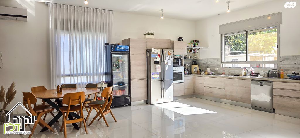 דו משפחתי, כפר תבור