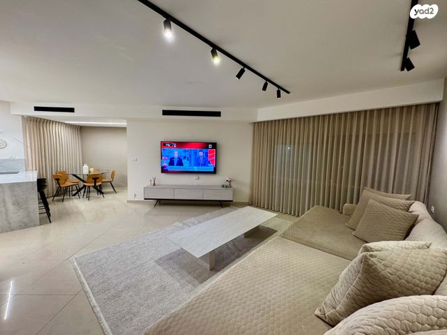 דירה, דרך המשחררים, שכונה א', באר שבע