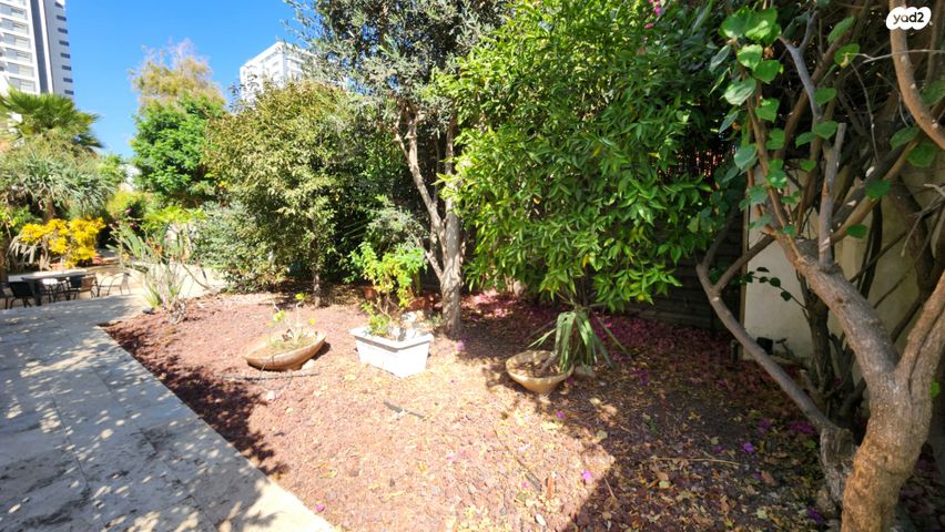 בית פרטי/ קוטג', קרית קריניצי, רמת גן