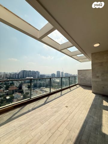 גג/ פנטהאוז, השכונה הוותיקה, גבעת שמואל