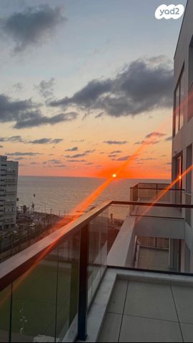 שדרות העצמאות 7