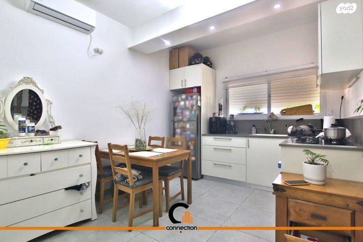 דירת גן, ז'בוטינסקי 11, מוצקין הותיקה, קרית מוצקין