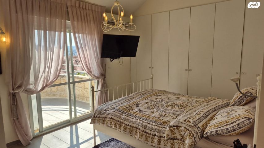 דופלקס, יהושע ביצור, גבעת משואה, ירושלים