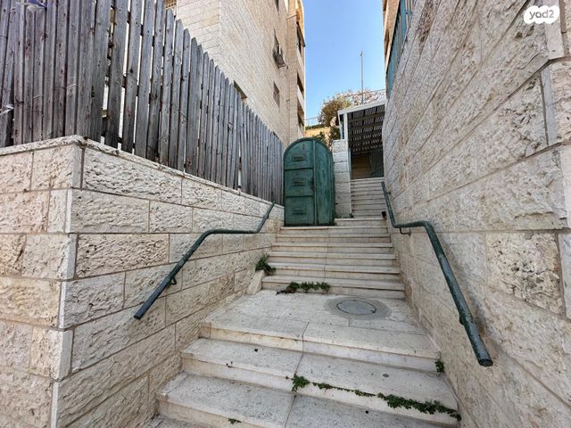 דירת גן, זית שמן 22, גבעת הזית, אפרת