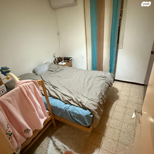 דירה, עינות, ערד