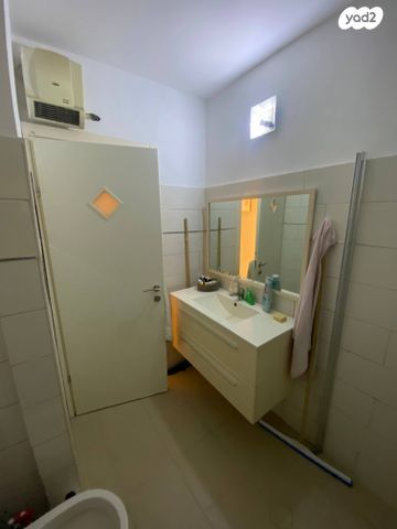 דירה, שדרות יוהנה ז'בוטינסקי, נווה זאב, נאות אילן, באר שבע