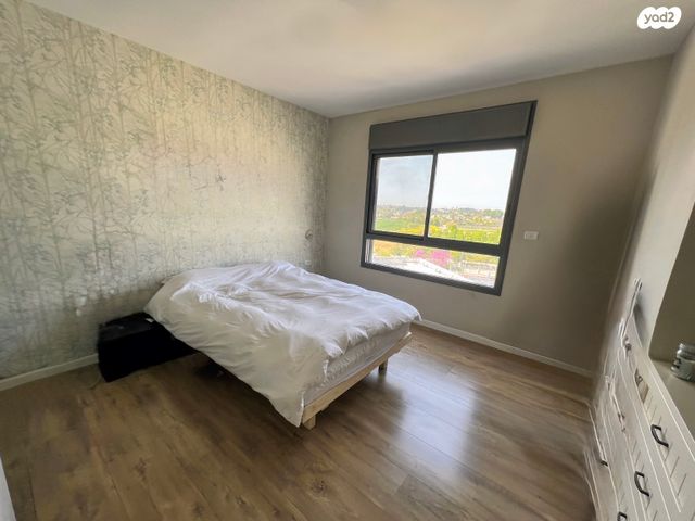 דירה, גולדה מאיר, מתחם 1200, הוד השרון