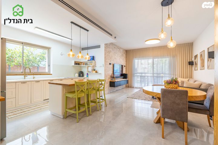 דו משפחתי, הבשמים, בית אליעזר, חדרה