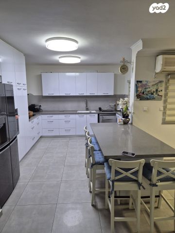 דירה, אסף הרופא 1, שאר העיר, הוד השרון