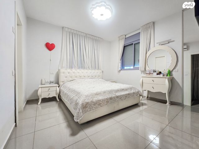 דירה, צבי תדמור, ח-501, חולון