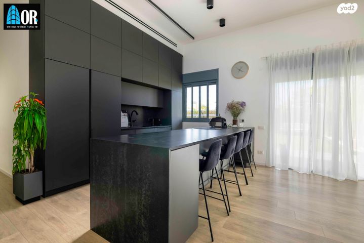 דירת גן, יעקב בן סירא, הרקפות, ראשון לציון