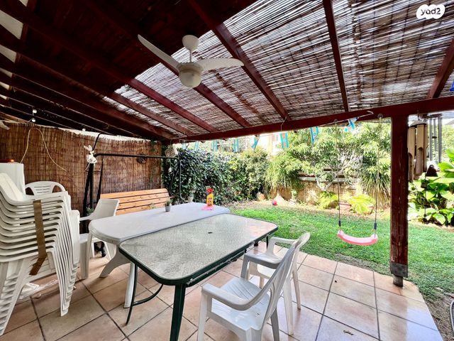 דו משפחתי, התנועה הציונית 25, פרדס הגדוד, נתניה